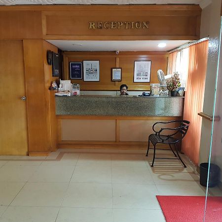 Hotel Regency Тривандрум Экстерьер фото
